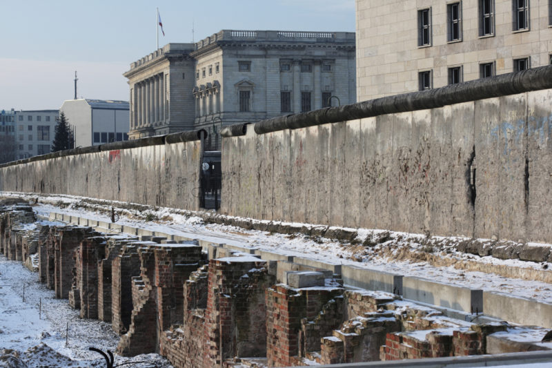 3Qs: The fall of the Berlin Wall, 25 years later - News @ Northeastern