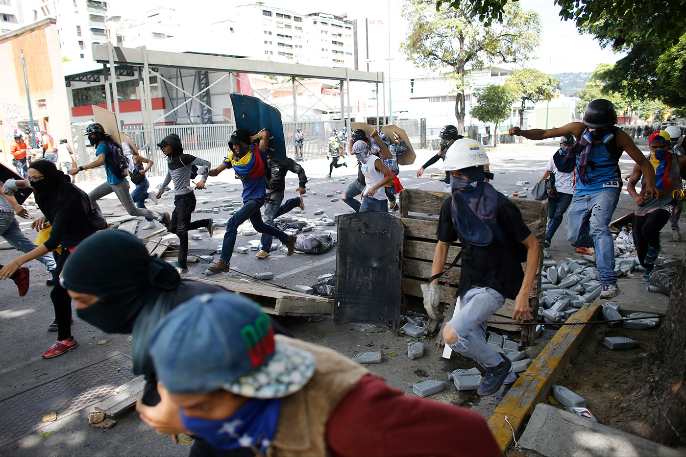 Controversial Election Shows Venezuela Is Twisting Into Anarchy