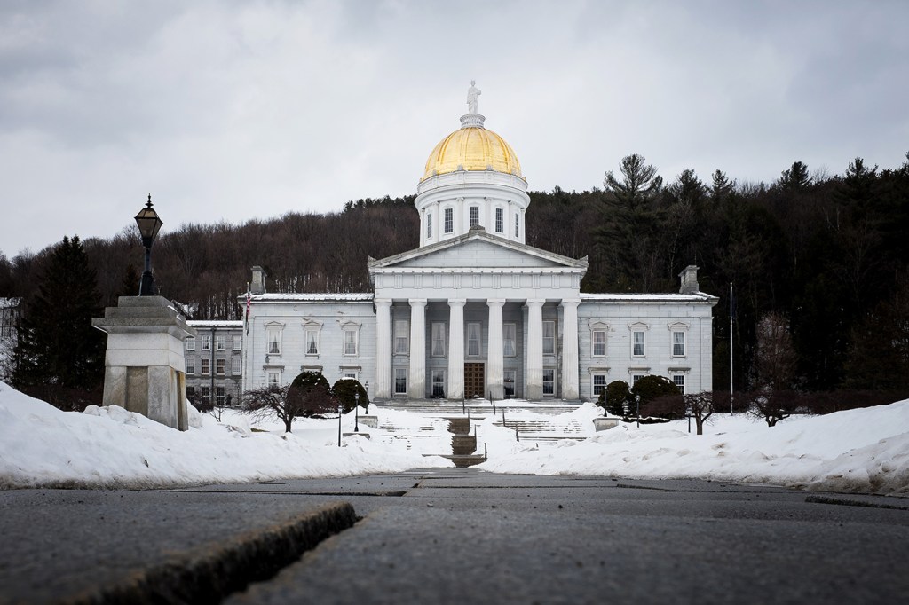gold domed Vermont State House