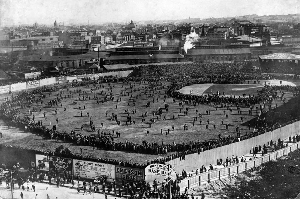 Photo of 1903 World Series at old Boston ballpark