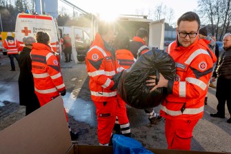 volunteers sorting relief supplies to help the people of turkey