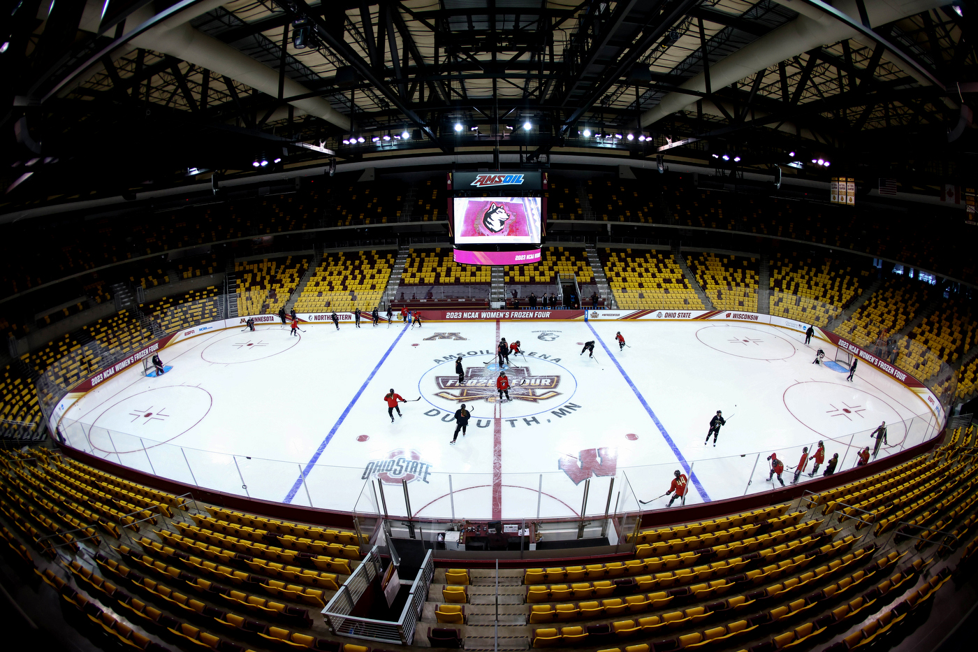 hockey rink for NCAA semifinals in Duluth Minnesota