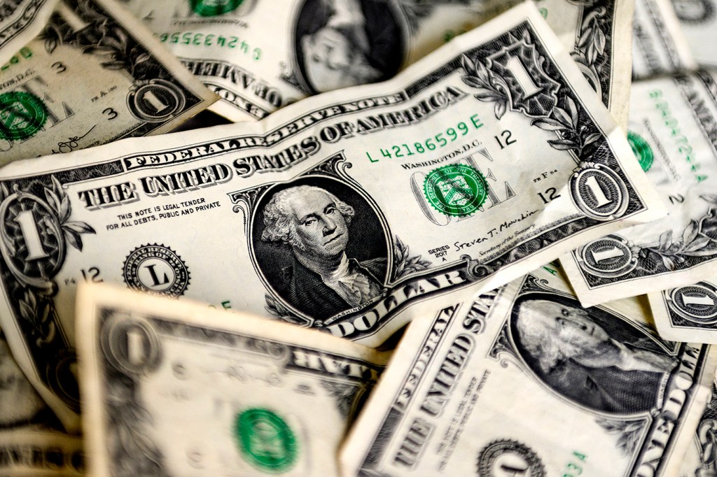 Economy.pk on X: The United States Dollar is witnessing a