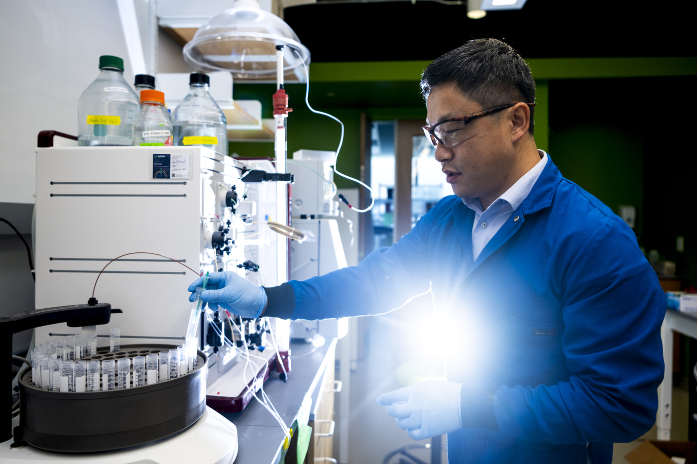 Ke Zhang working on a form of drug delivery in his lab in ISEC.