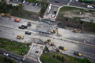 Aerial view of the collapsed Fairfield Avenue bridge over I-95.