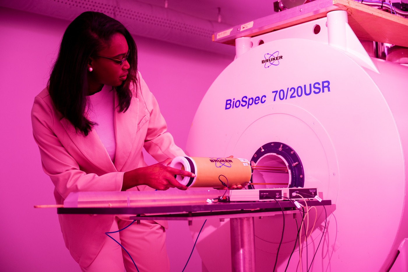 Neuroimaging Lab Empowers Students with Brain Research