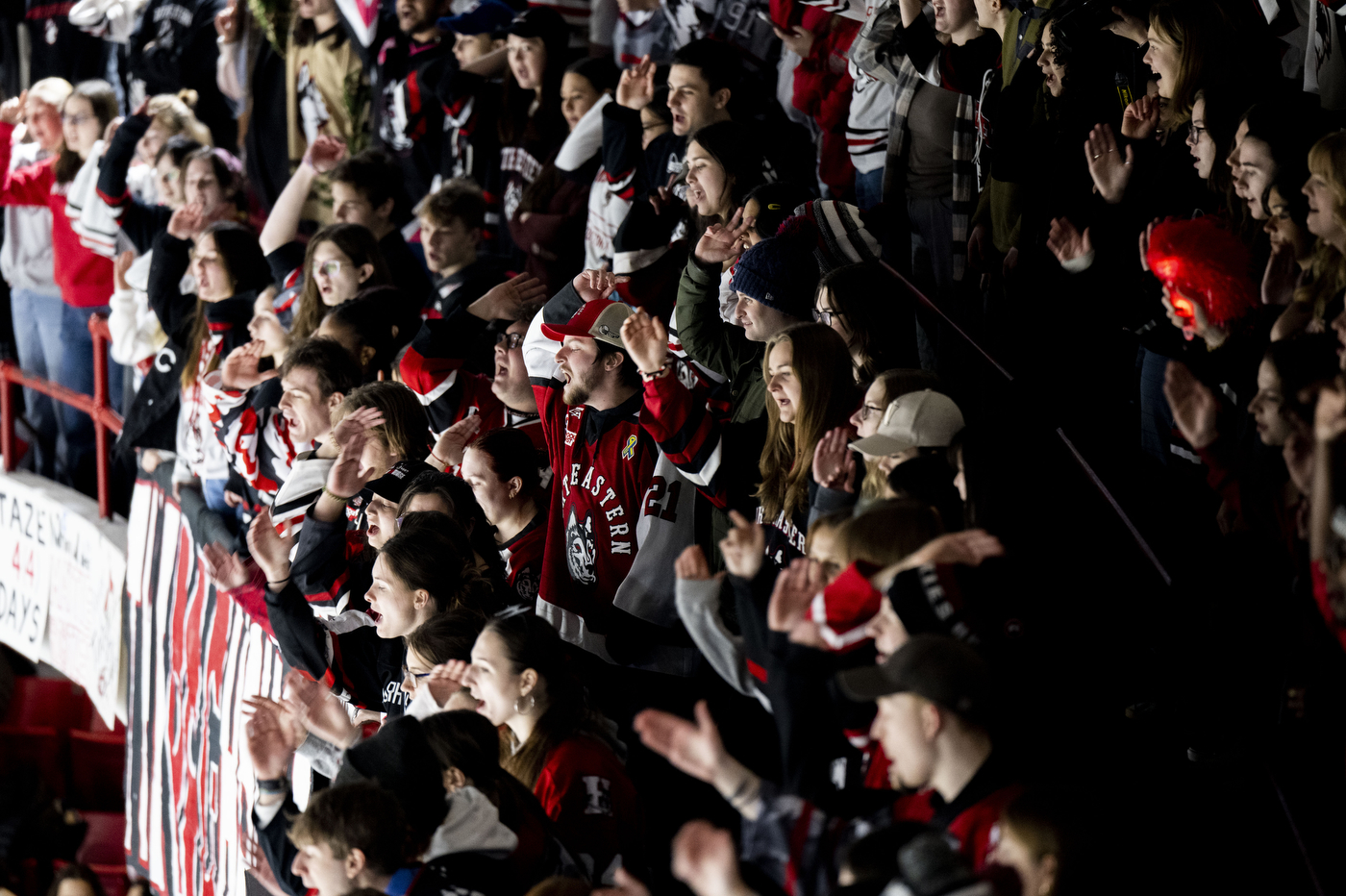 Huskies Win 2025 Beanpot Semifinals Against BC