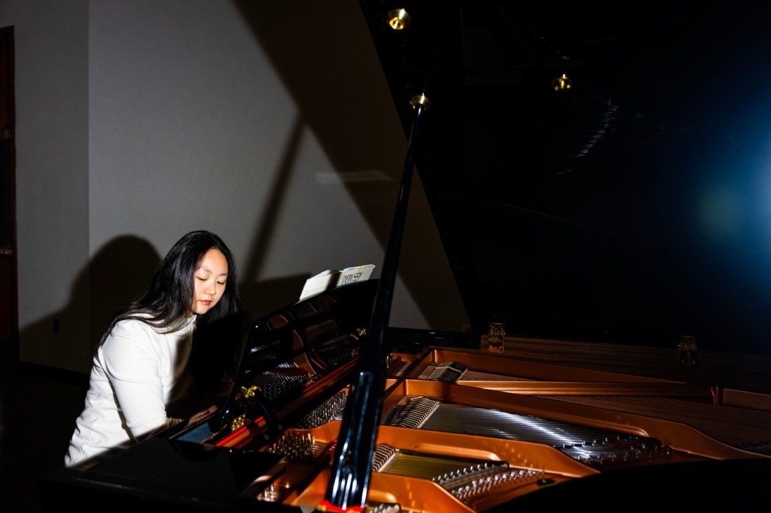 Bonnie Liu playing the piano.