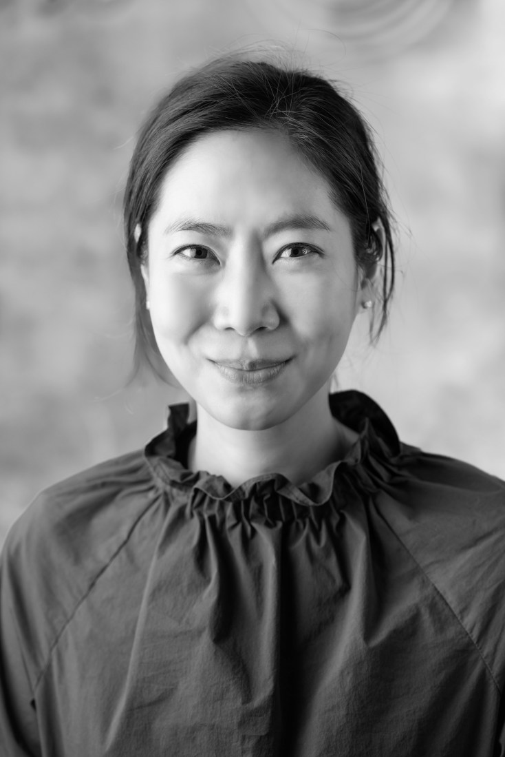 Black and white portrait of Viviane Kim.