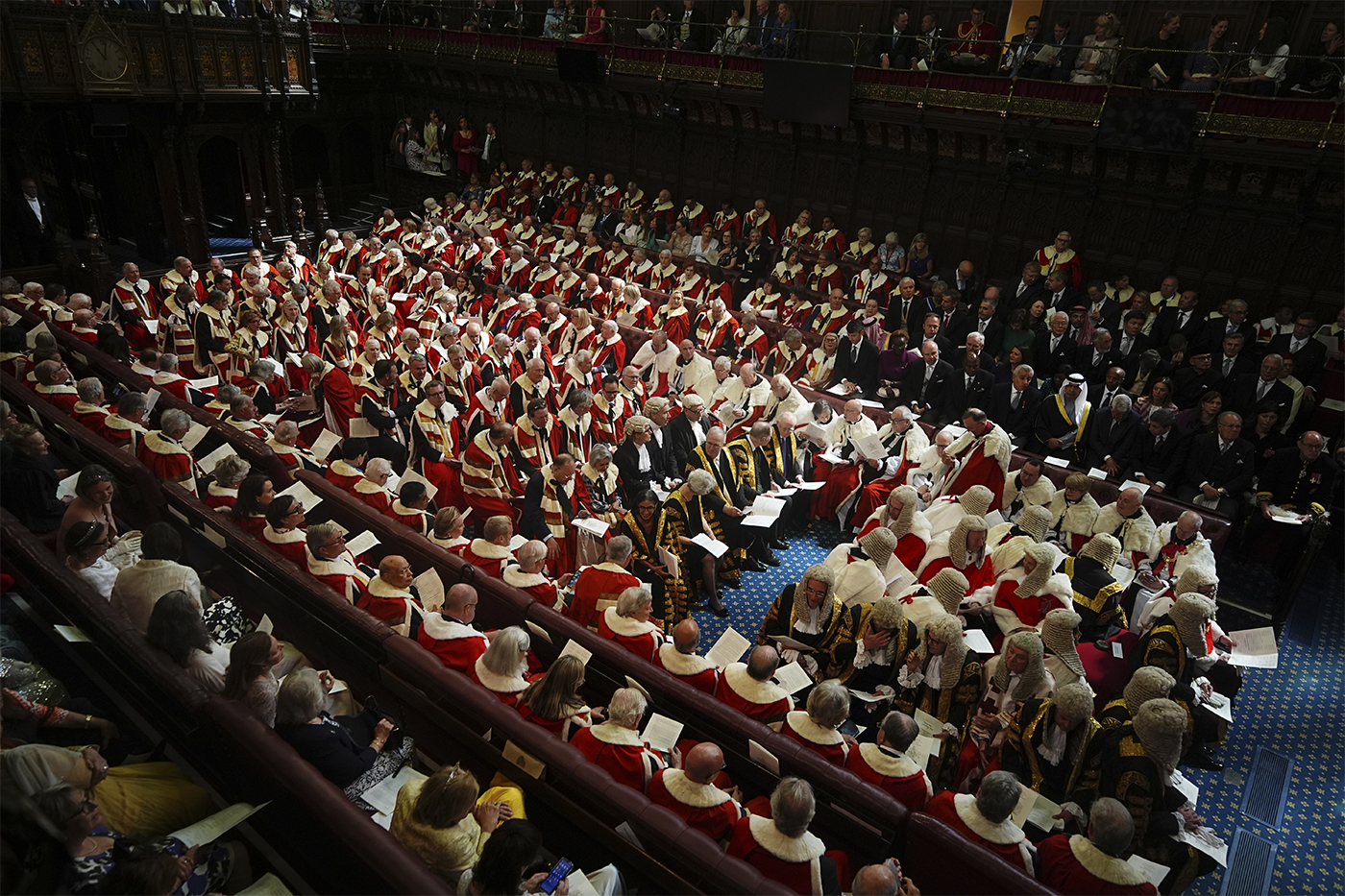 Nobles go, bishops stay. Changes in Parliament’s House of Lords
