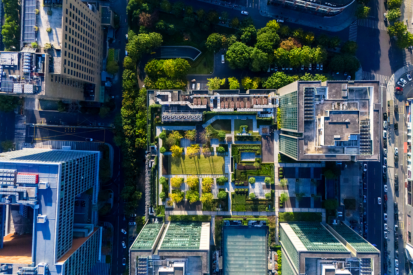 Integrating City Planning and Environme〜 Green Space and Smart Cities Enabled Through AI Analyses