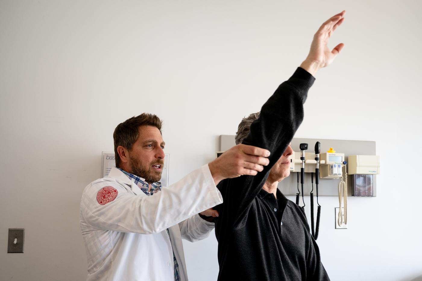 How Experts Explain and Treat Rotator Cuff Pain